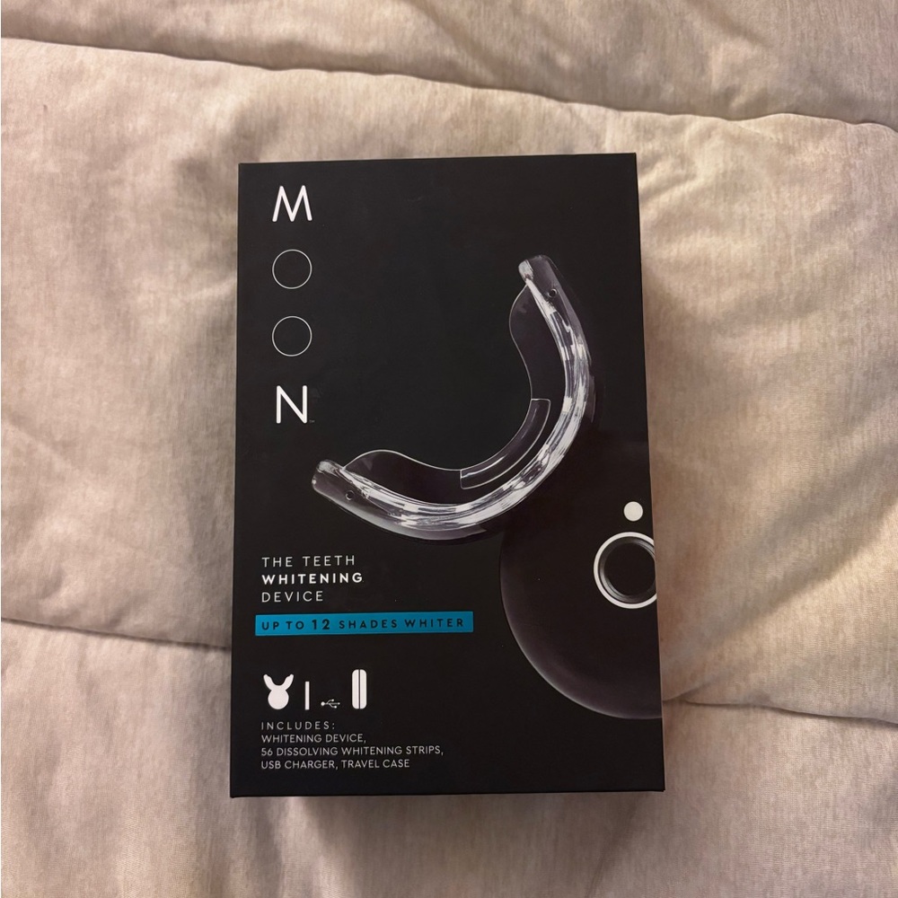 Moon Teeth Whitening Device